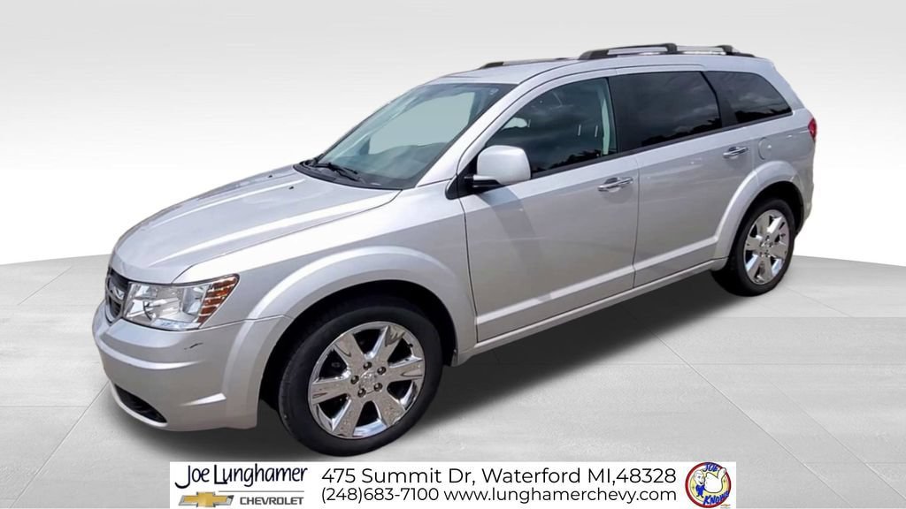 Used 2010 Dodge Journey R/T w/ Navigation & Sound Group I FWD image 4