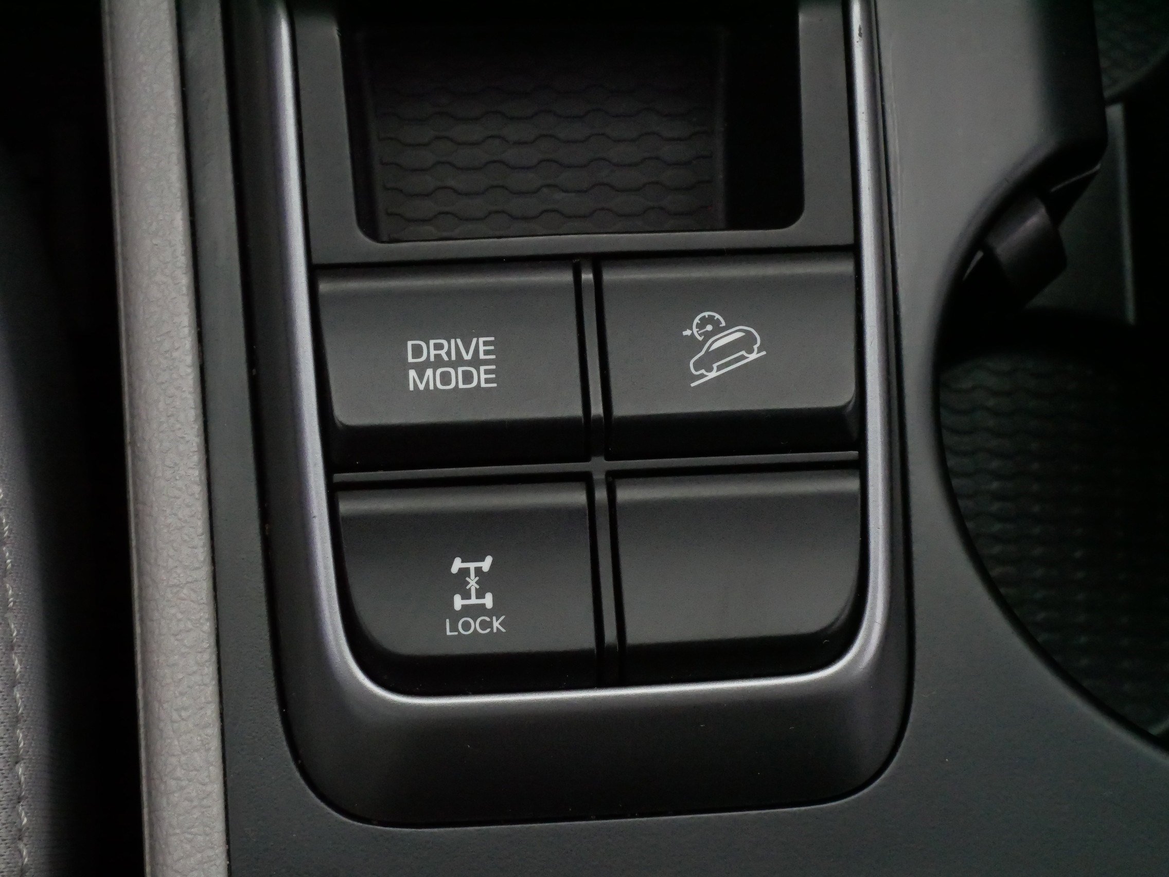 Used 2017 Hyundai Tucson SE AWD/4WD image 30
