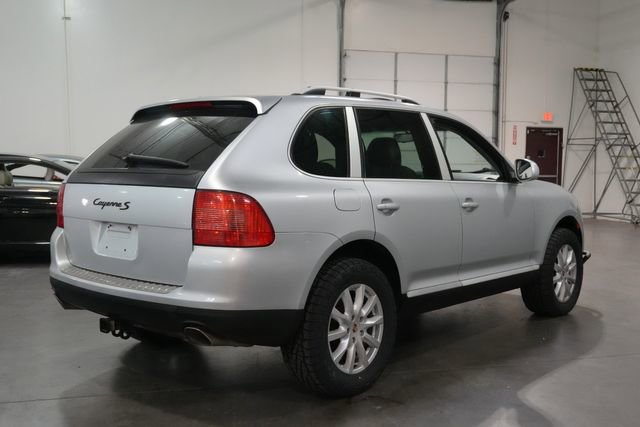 Used 2004 Porsche Cayenne S image 5