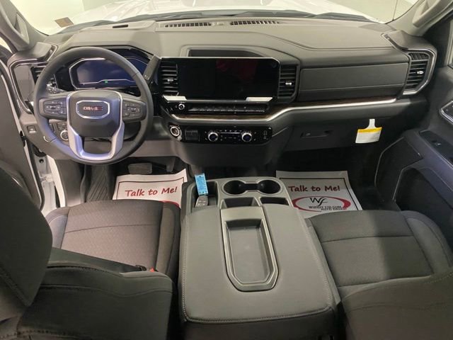 New 2025 GMC Sierra 1500 Elevation image 19