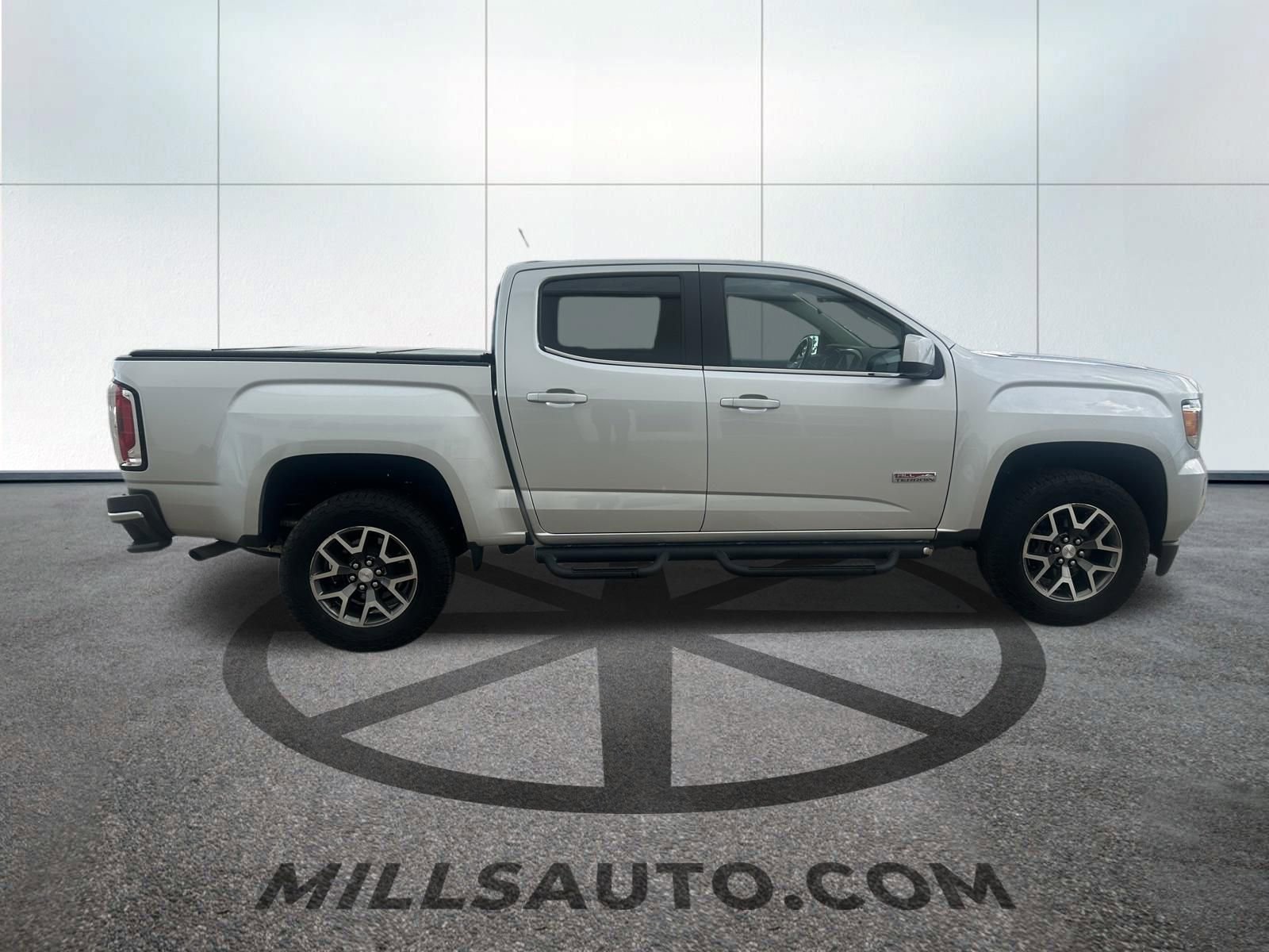 Used 2016 GMC Canyon SLE w/ All Terrain Package AWD/4WD image 3