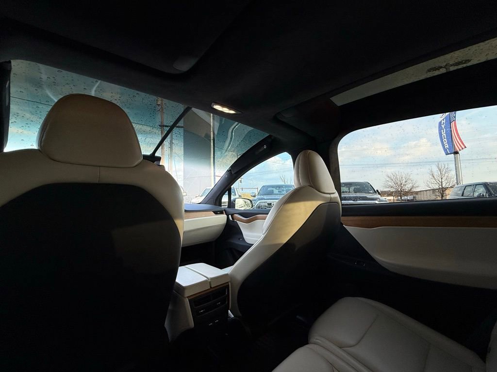 Used 2020 Tesla Model X Long Range image 27