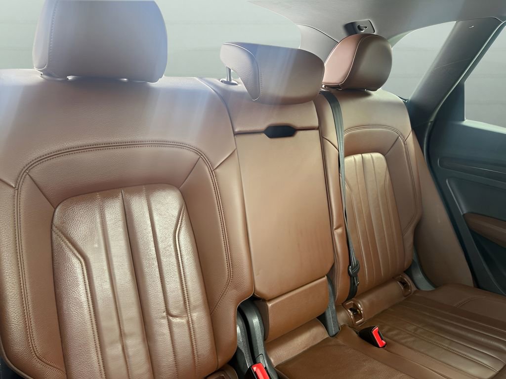 Used 2018 Audi Q5 2.0T Premium Plus w/ Premium Plus Package image 18