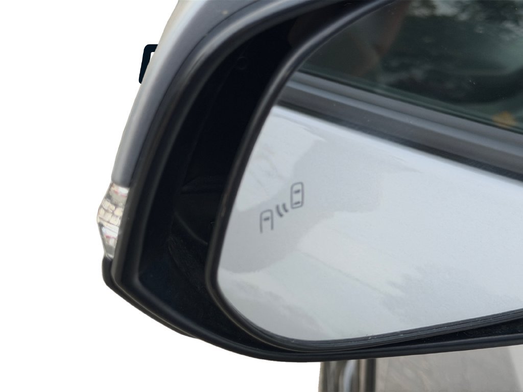 Used 2024 Toyota RAV4 SE w/ Weather & Moonroof Package AWD/4WD image 26