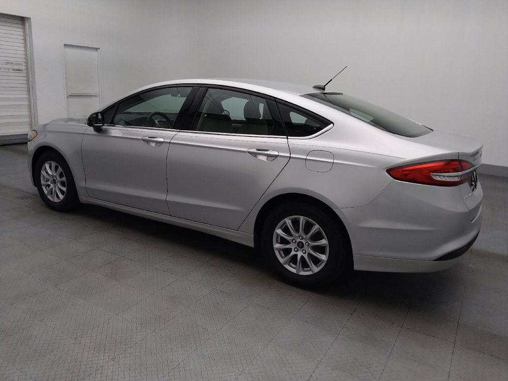 Used 2018 Ford Fusion S FWD image 3