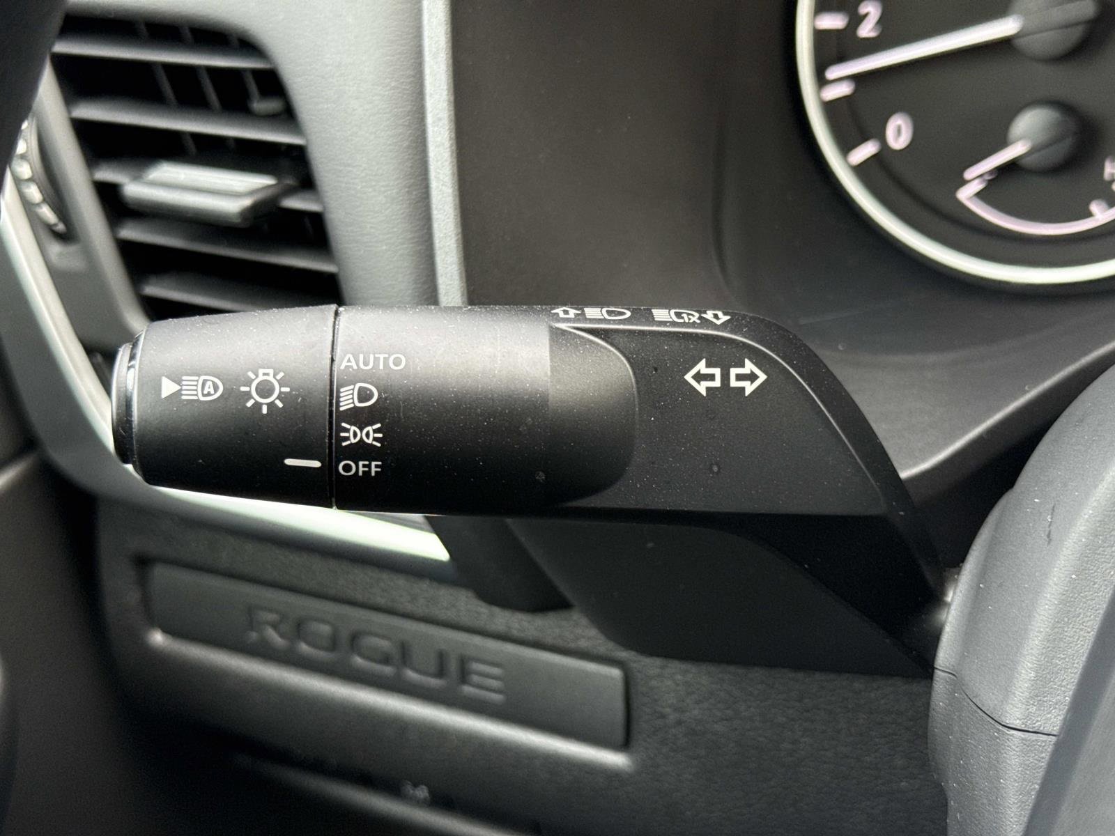 Certified 2025 Nissan Rogue S image 15