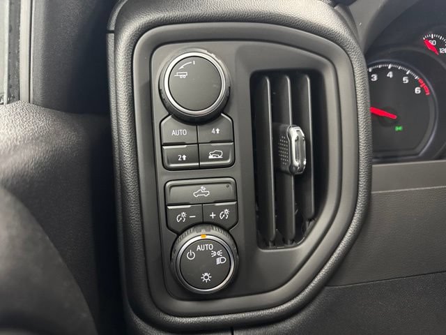 New 2026 Chevrolet Silverado 1500 Custom AWD/4WD image 11
