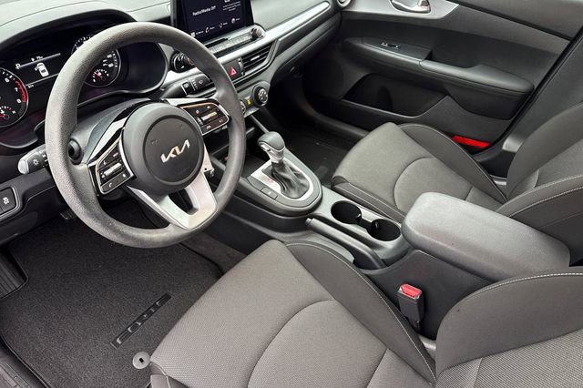 Certified 2022 Kia Forte LXS image 12