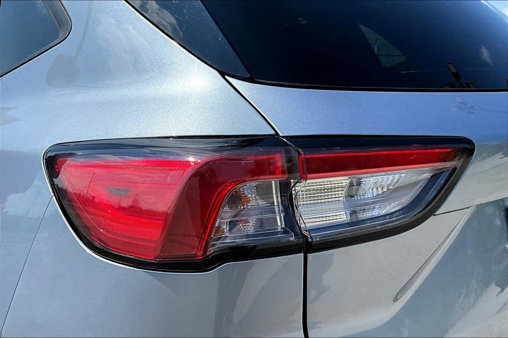 Used 2022 Ford Escape SEL w/ SEL Stealth AWD Package image 42