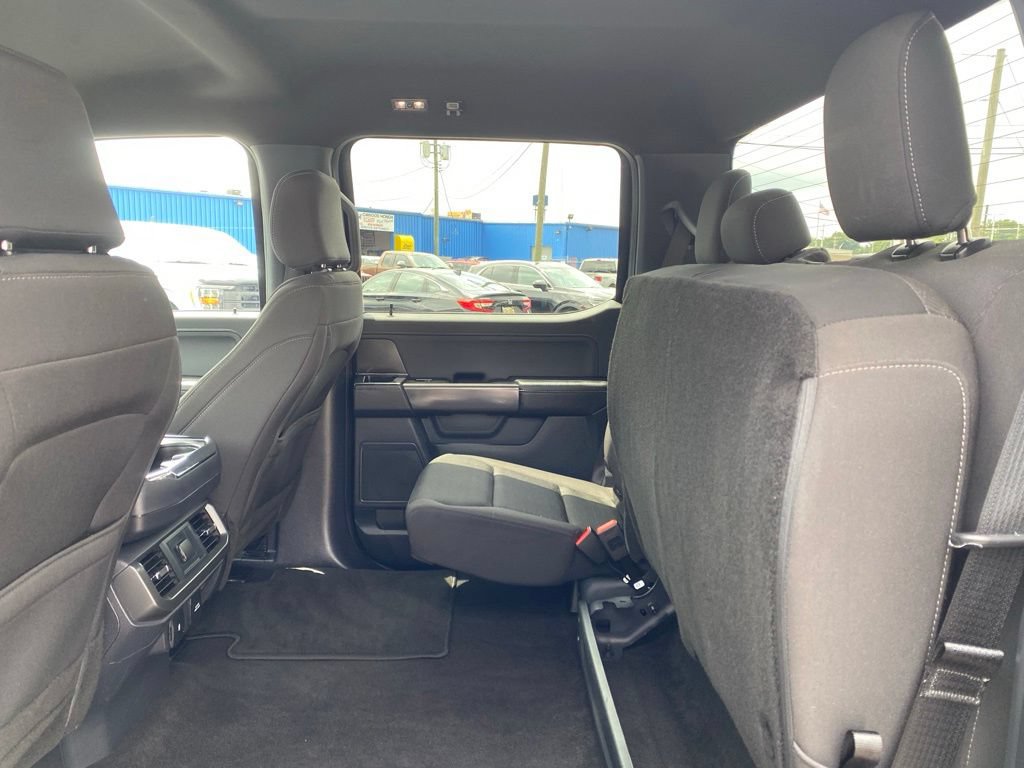 Used 2024 Ford F150 XLT w/ XLT Black Appearance Package AWD/4WD image 16
