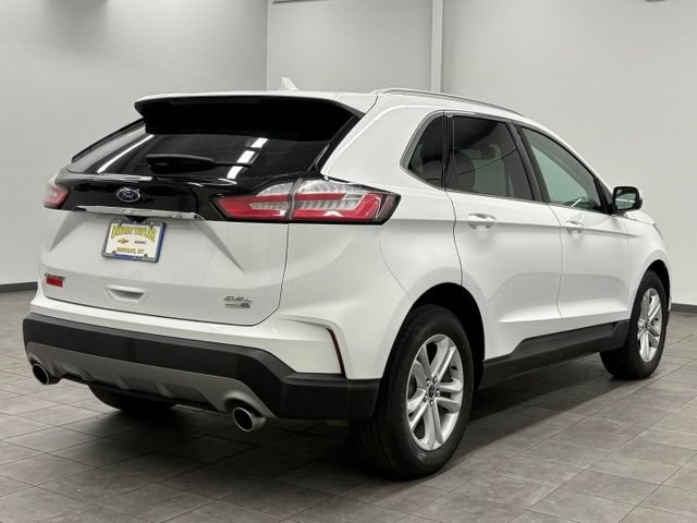 Used 2019 Ford Edge SEL w/ Equipment Group 201A AWD/4WD image 2