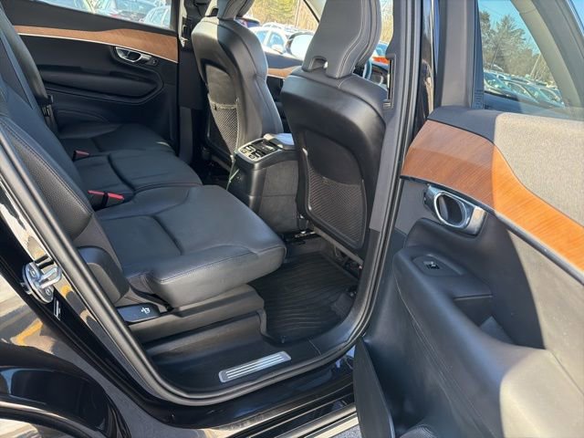 Used 2025 Volvo XC90 T8 Plus w/ Protection Package Premier image 15