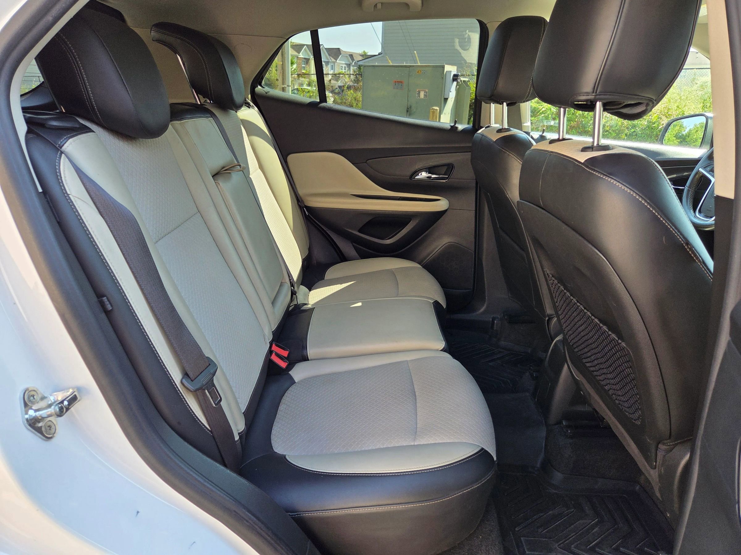 Used 2018 Buick Encore Preferred FWD image 16