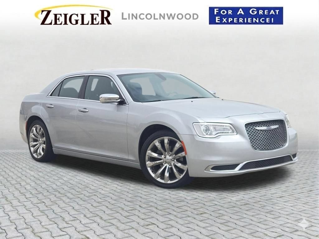 Used 2021 Chrysler 300 Touring w/ Chrome Appearance Package RWD image 1