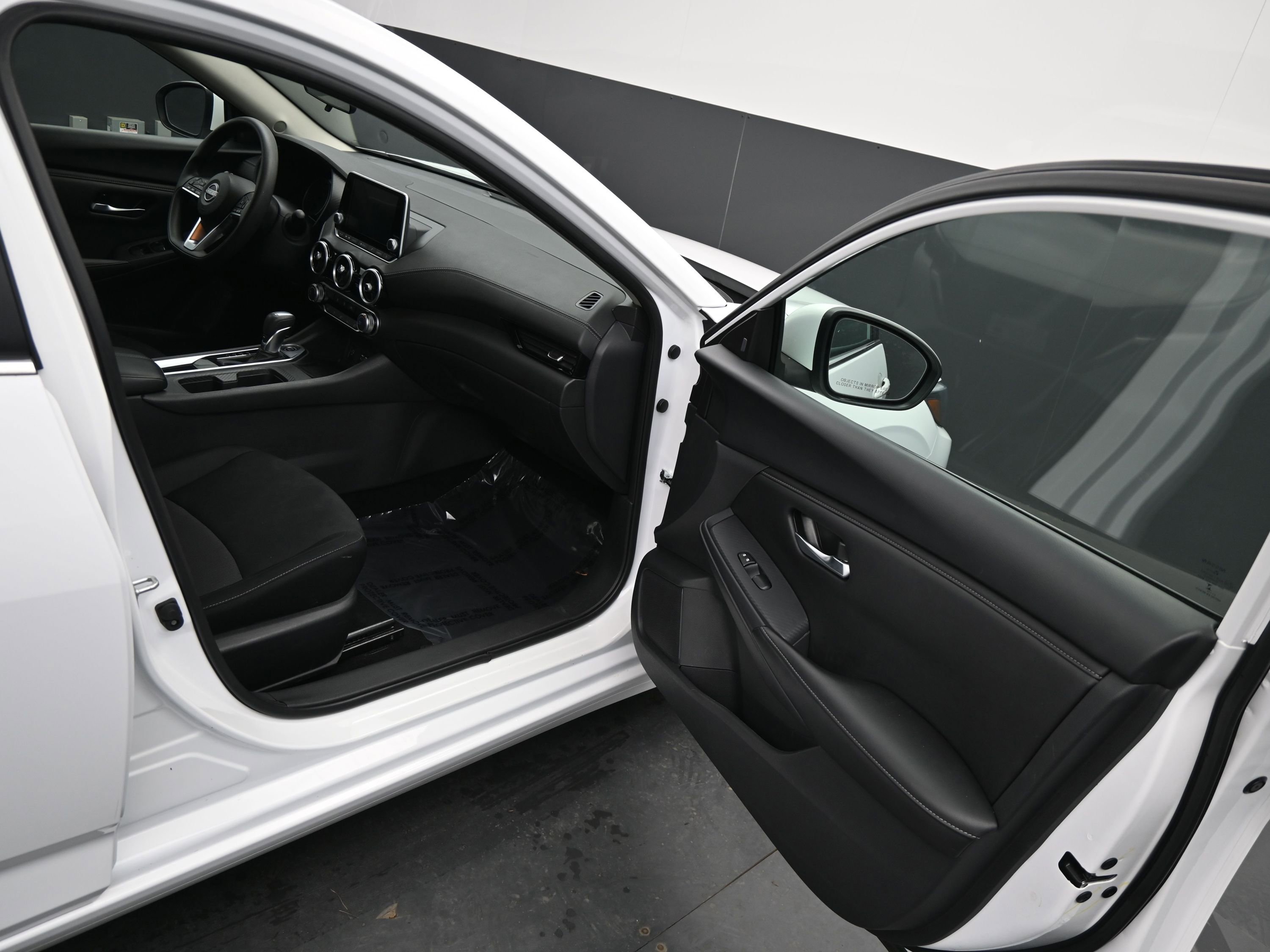 Used 2024 Nissan Sentra SV image 13