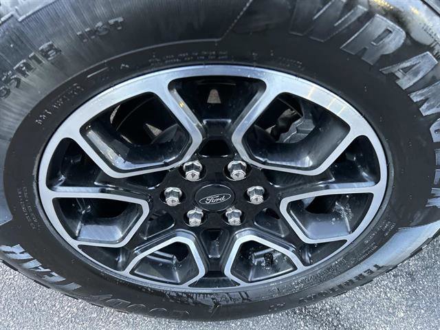 Certified 2022 Ford F150 XLT w/ Equipment Group 302A High image 9