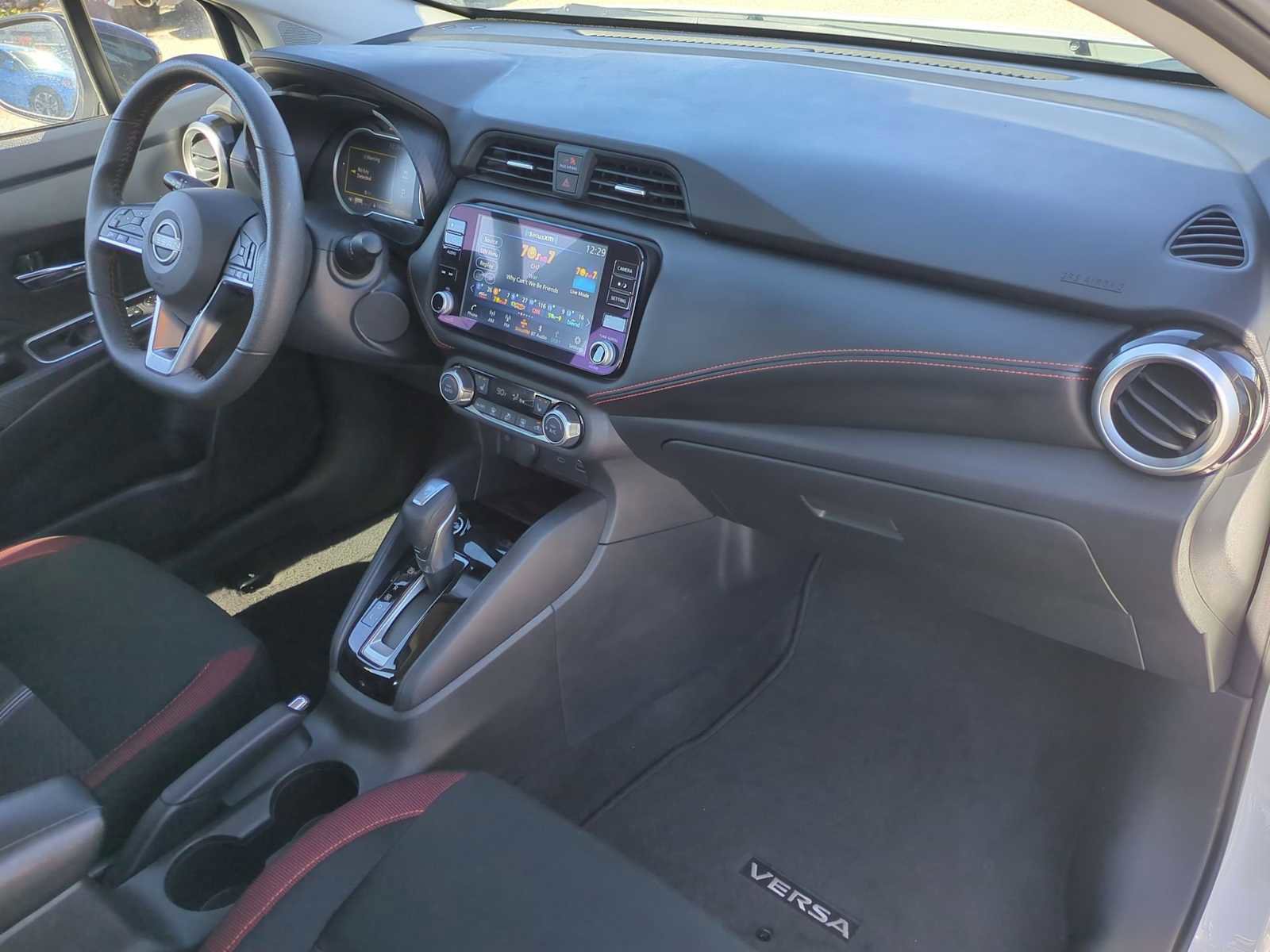 Used 2024 Nissan Versa SR image 26
