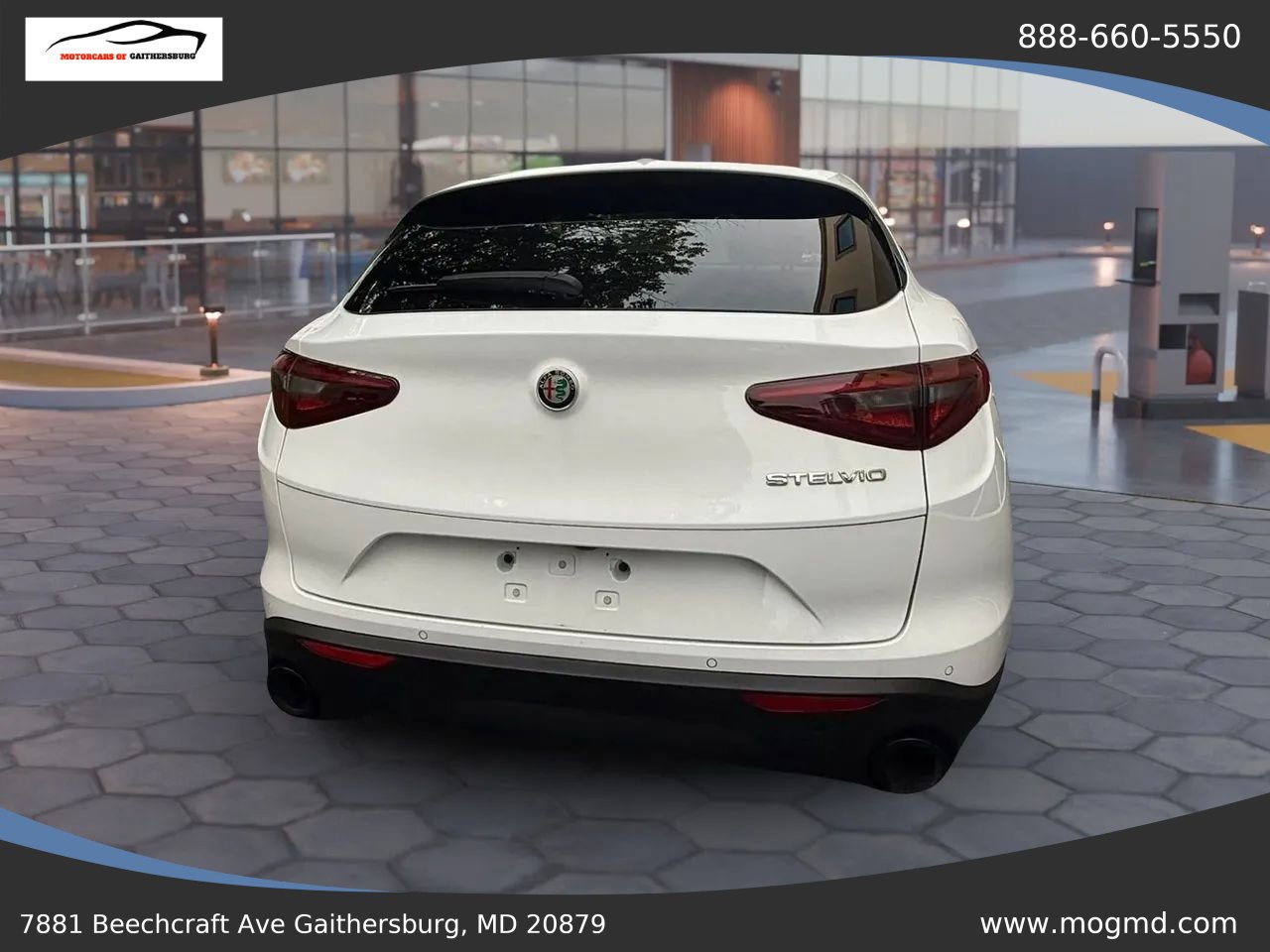 Used 2022 Alfa Romeo Stelvio Sprint RWD image 4