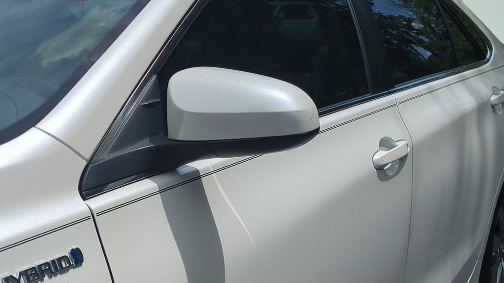Used 2015 Toyota Camry XLE w/ Moonroof Package FWD image 28