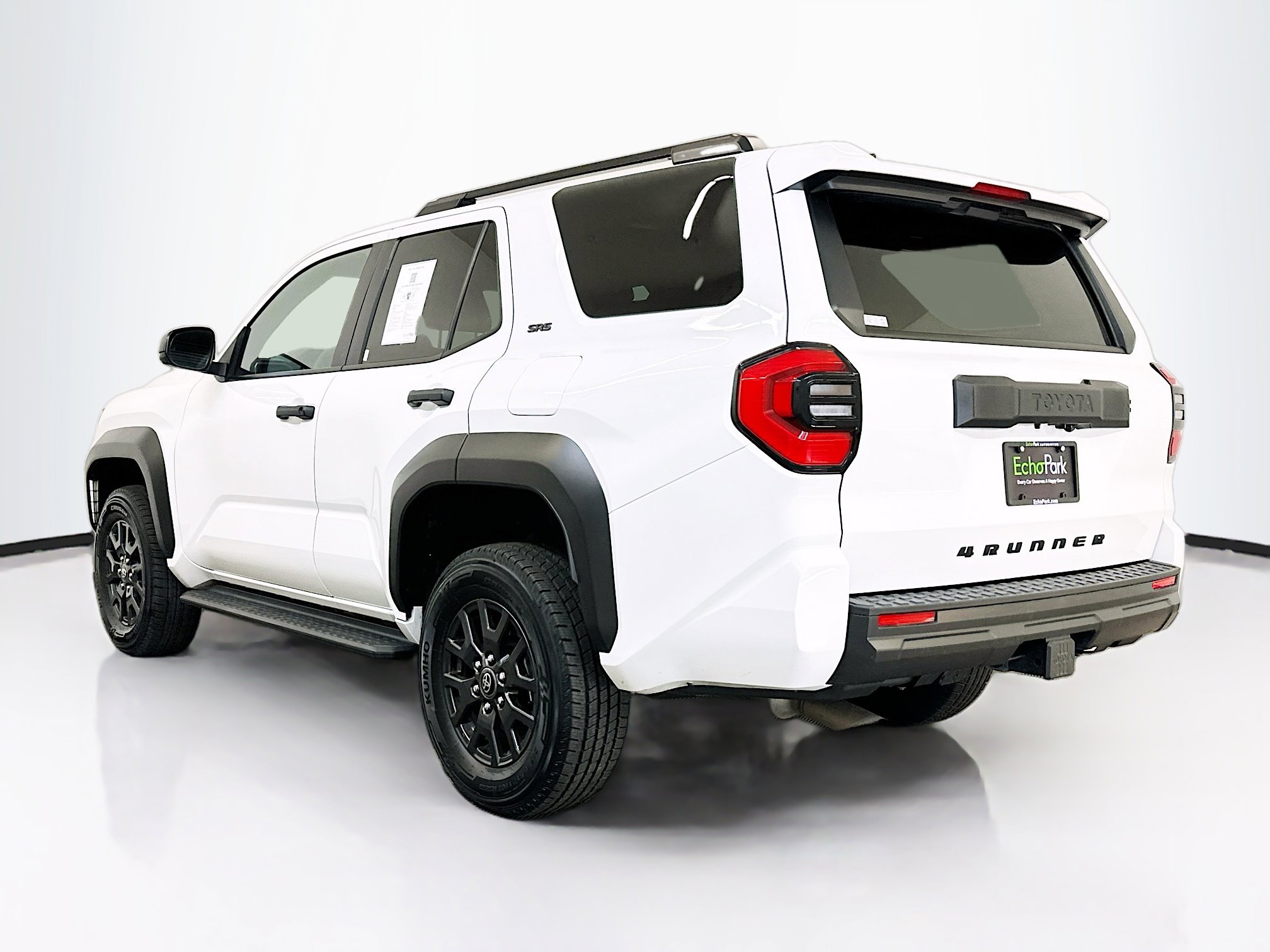 Used 2025 Toyota 4Runner SR5 image 5