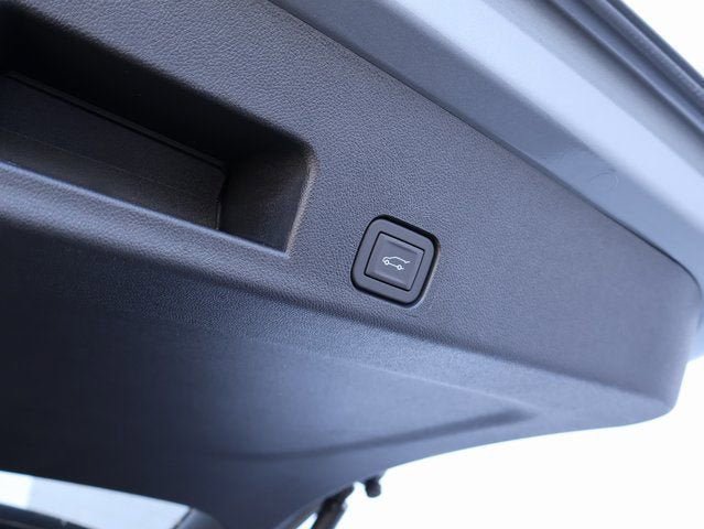New 2026 GMC Acadia Elevation w/ Elevation Premium Package FWD image 10