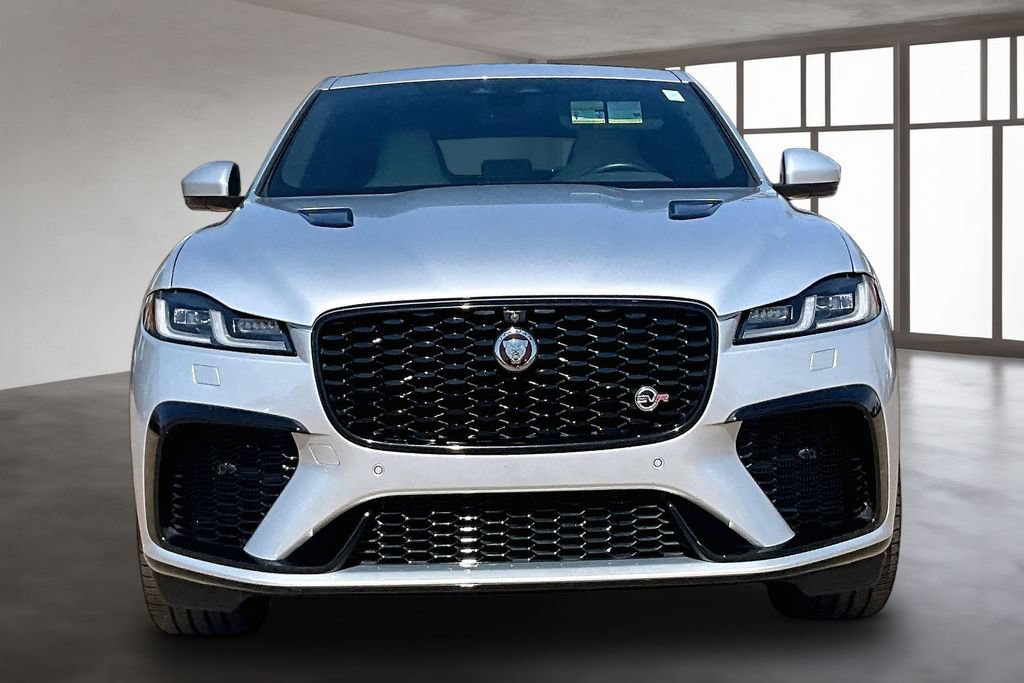 Used 2022 Jaguar F-PACE SVR AWD/4WD image 3