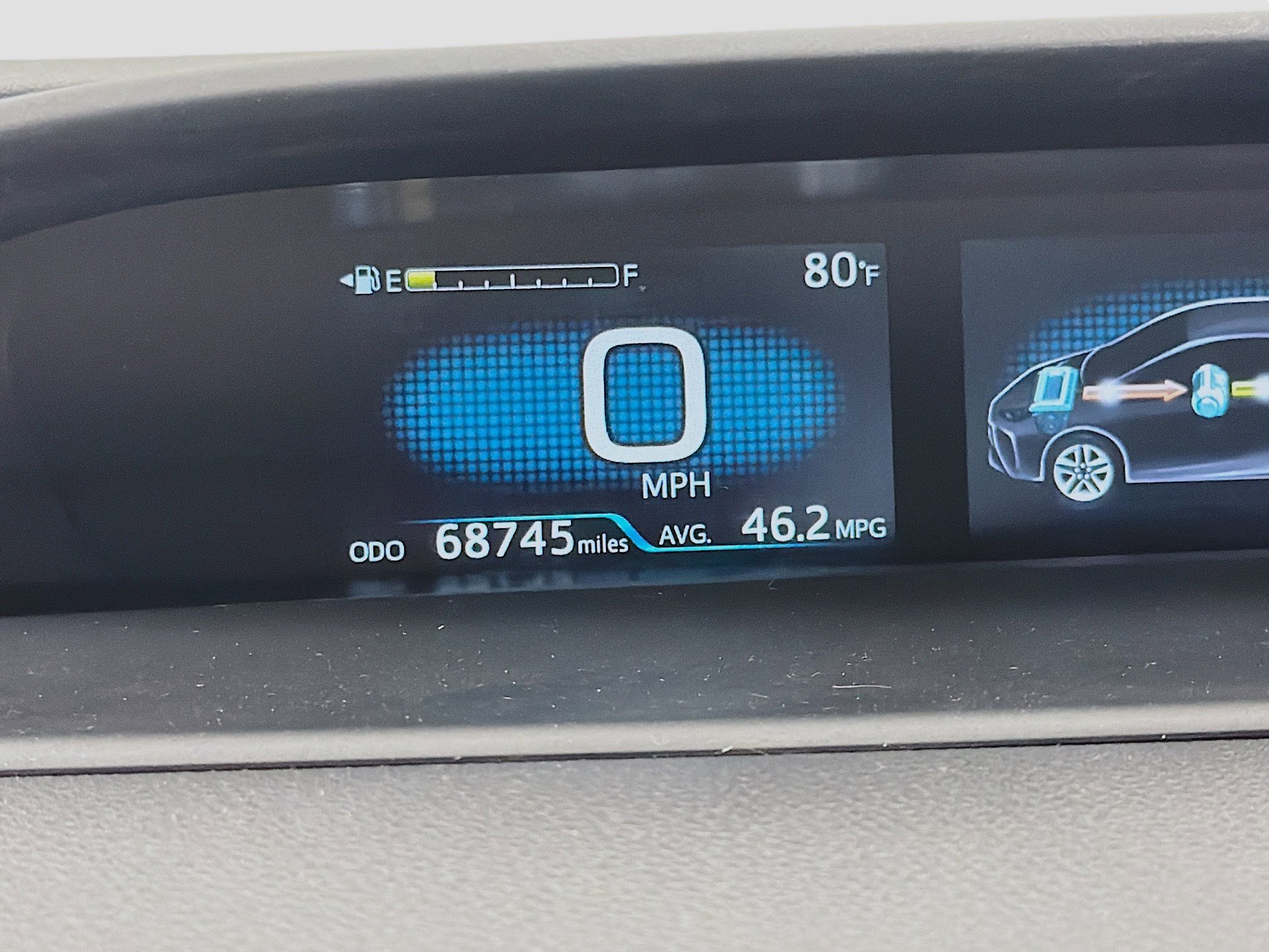 Used 2022 Toyota Prius LE FWD image 8