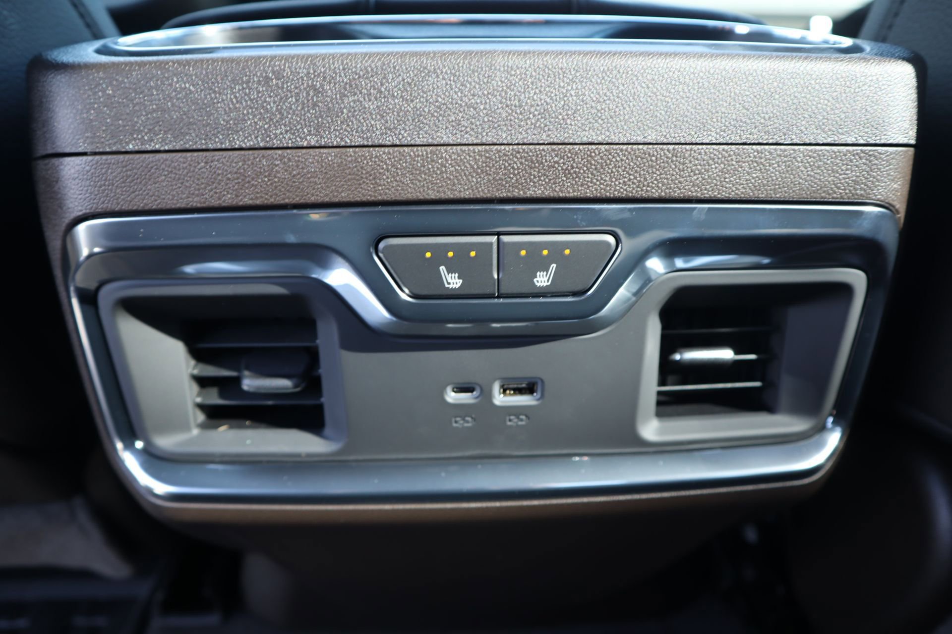 New 2026 GMC Sierra 2500 Denali w/ Denali Reserve Package image 26