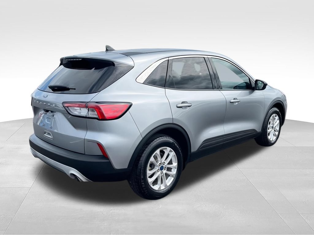 Used 2022 Ford Escape SE FWD image 8