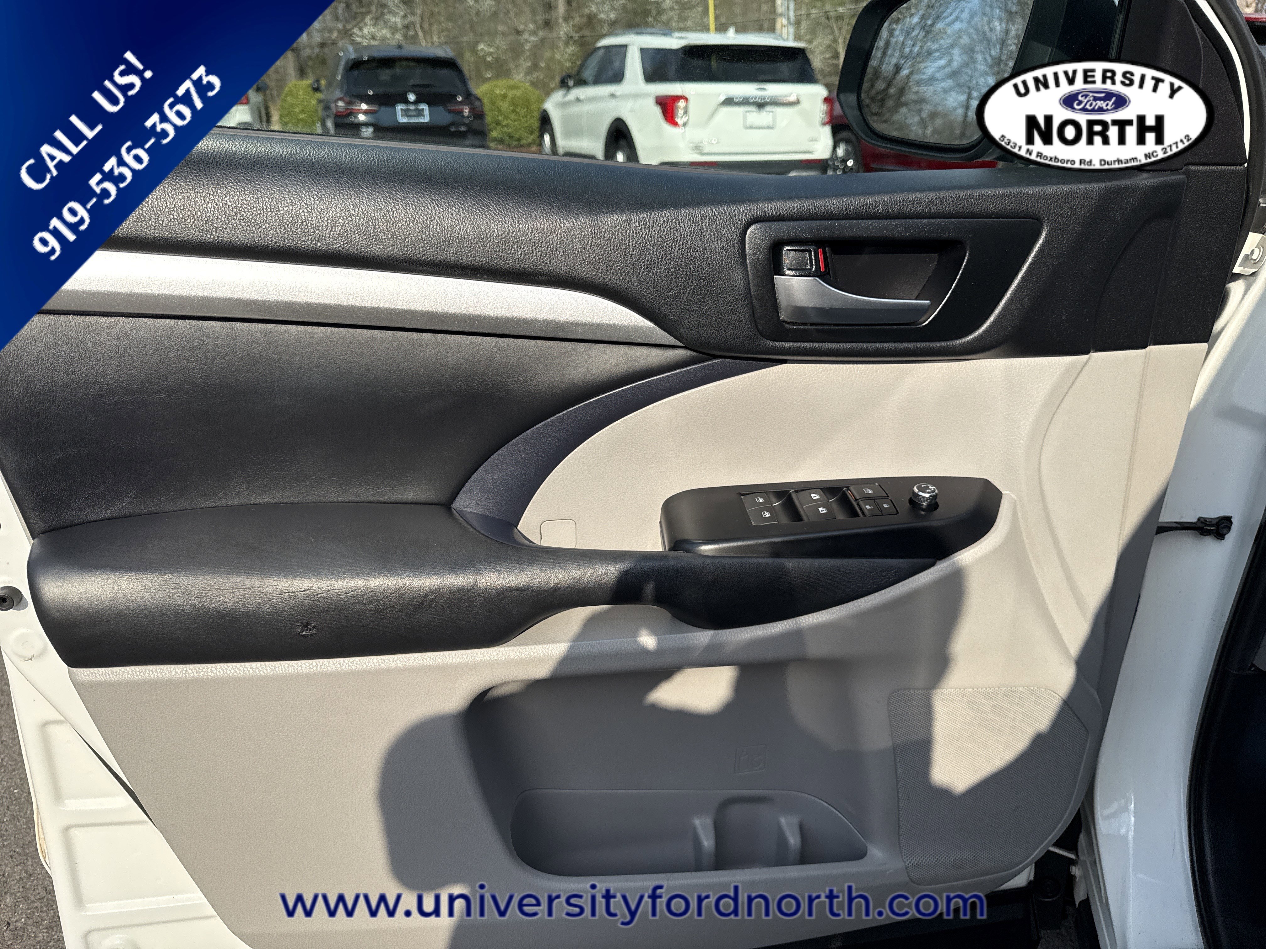 Used 2019 Toyota Highlander XLE image 11