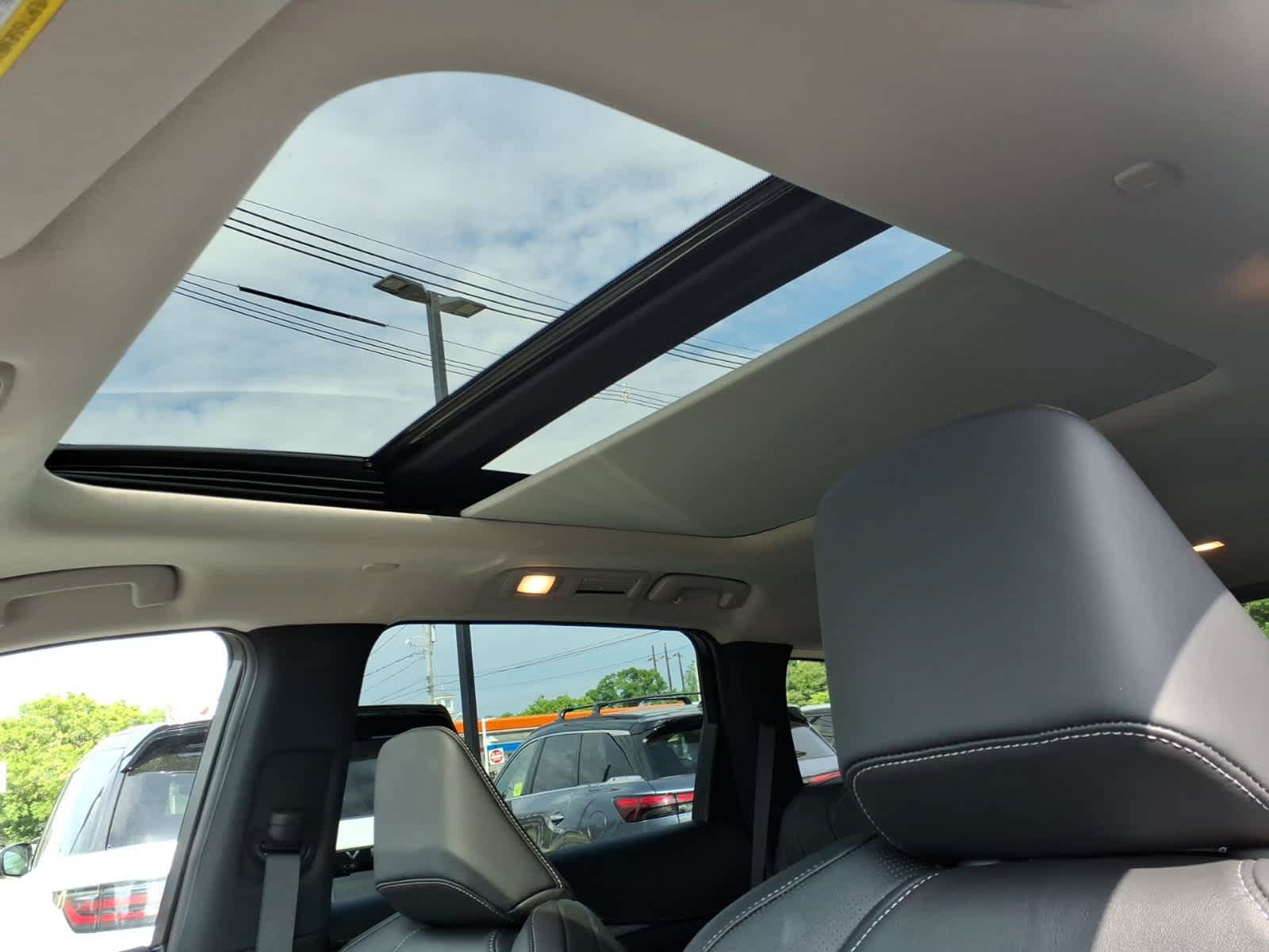 Certified 2025 INFINITI QX60 Pure AWD/4WD image 19