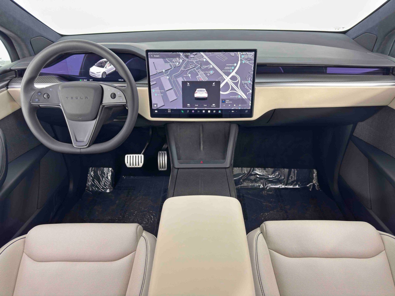 Used 2022 Tesla Model X Plaid image 12