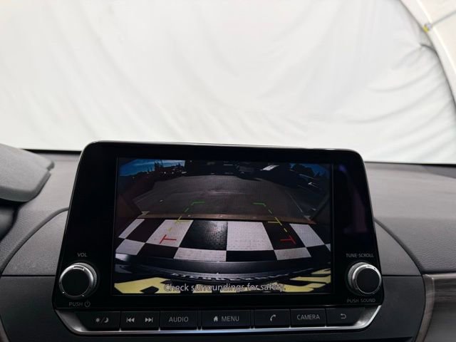 Used 2025 Nissan Altima 2.5 SV image 34