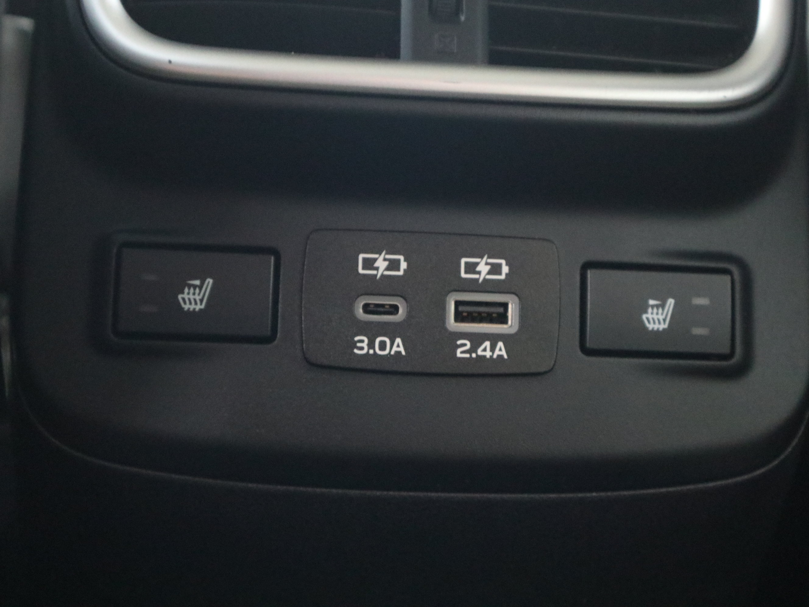 Used 2023 Subaru Outback Limited AWD/4WD image 17