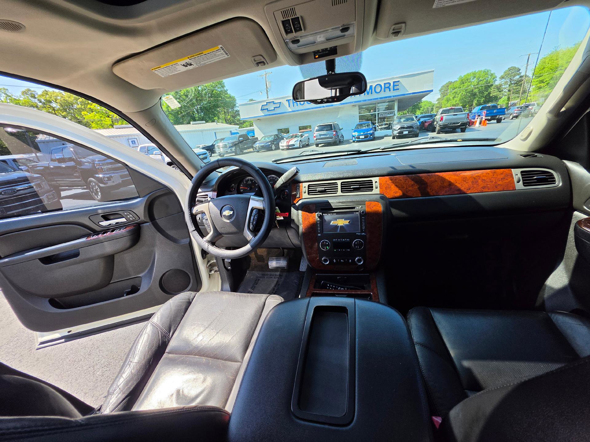 Used 2012 Chevrolet Avalanche LTZ AWD/4WD image 13