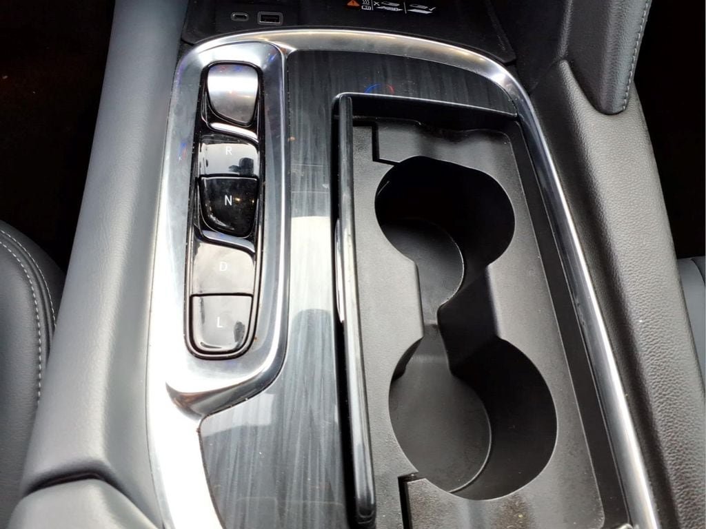 Used 2024 Buick Enclave Premium FWD image 16