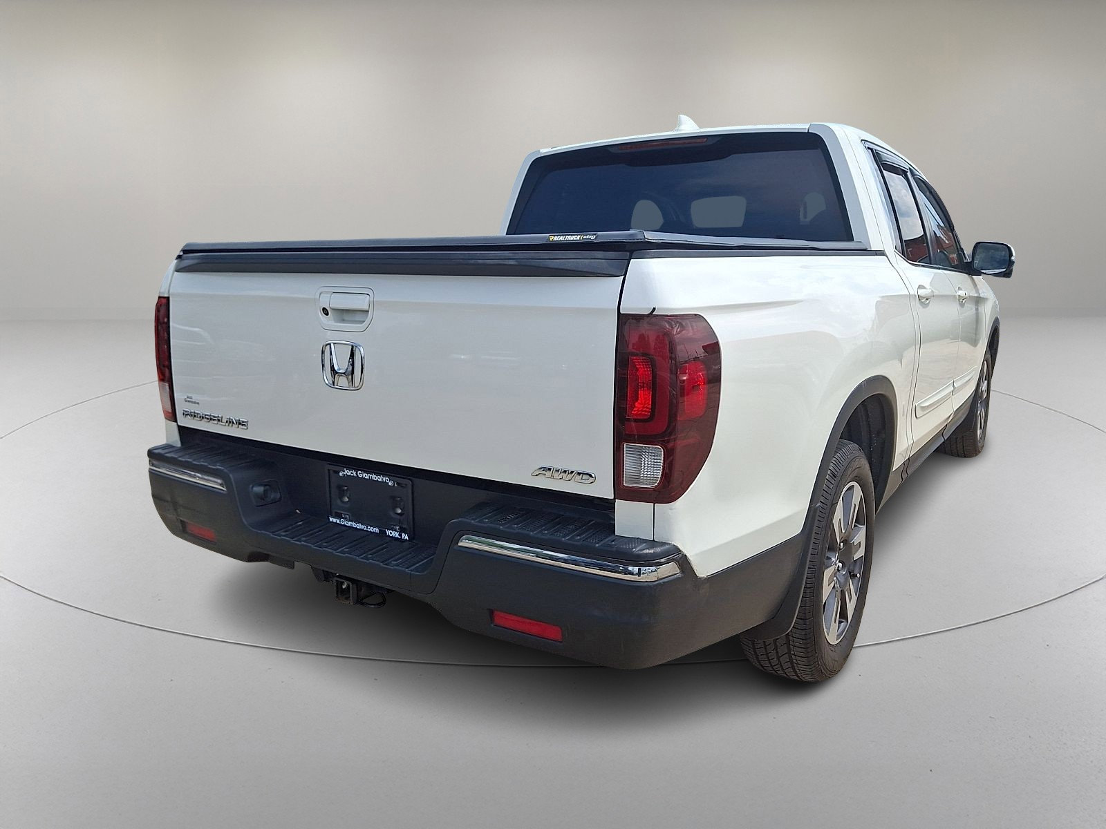 Used 2017 Honda Ridgeline RTL-T image 10