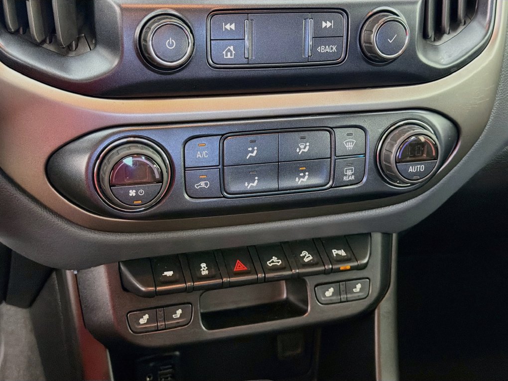 Used 2019 Chevrolet Colorado Z71 AWD/4WD image 19