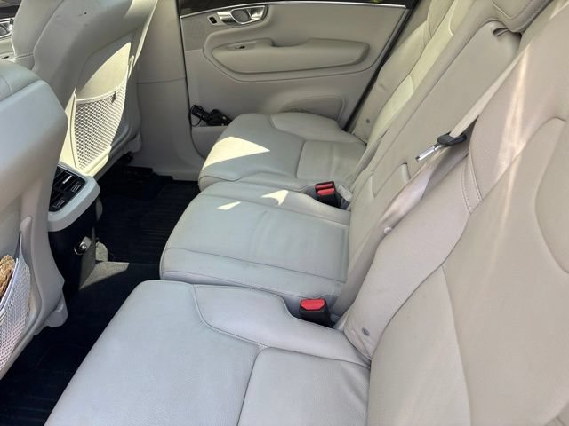 Used 2019 Volvo XC90 T6 Momentum AWD/4WD image 17