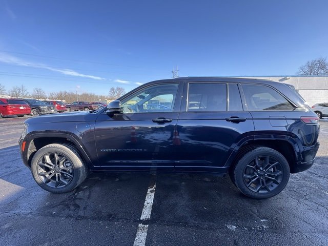 Used 2023 Jeep Grand Cherokee 30th Anniversary image 5