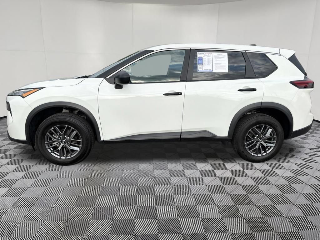 Used 2024 Nissan Rogue S AWD/4WD image 4