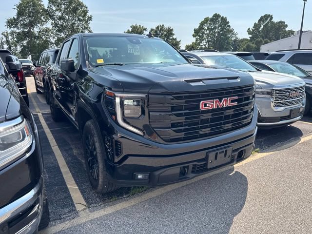 Used 2023 GMC Sierra 1500 Elevation AWD/4WD image 4