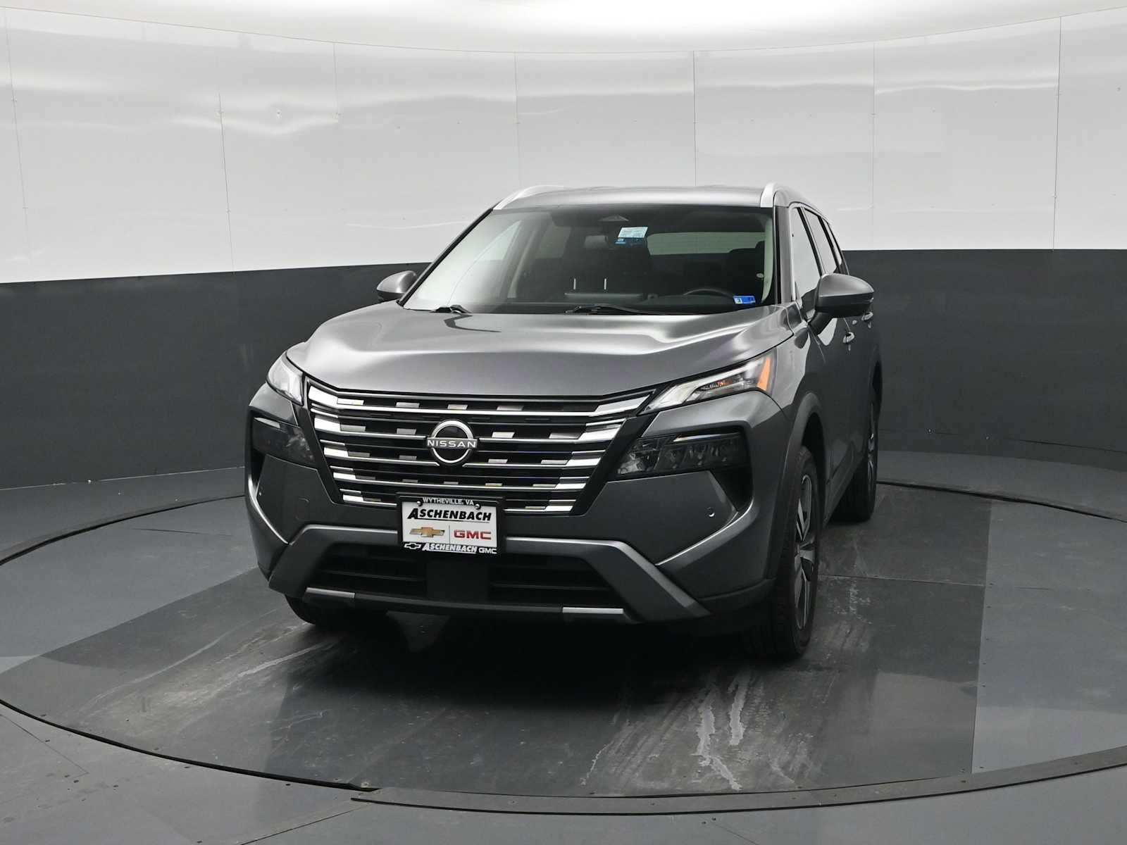 Used 2024 Nissan Rogue SL image 5