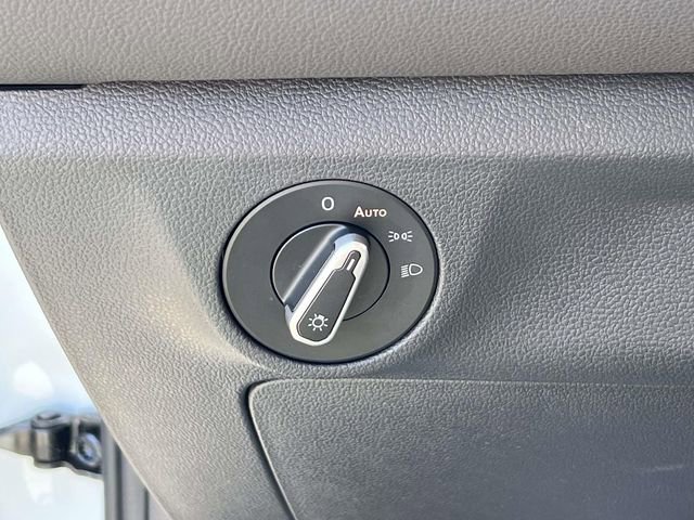 Used 2025 Volkswagen Jetta S image 18