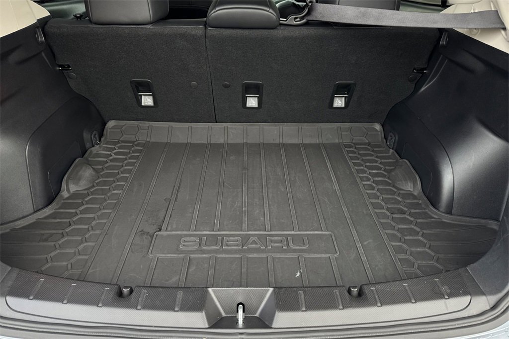 Used 2023 Subaru Impreza 2.0i Limited w/ Popular Package #3 image 16