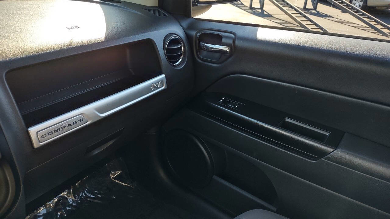 Used 2016 Jeep Compass Sport w/ Power Value Group image 19