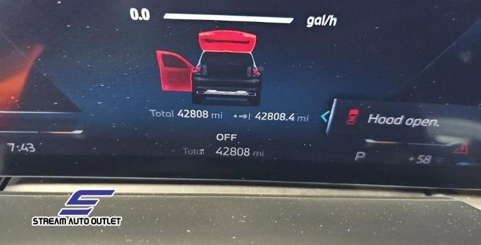 Used 2024 BMW X5 xDrive40i w/ Premium Package image 16