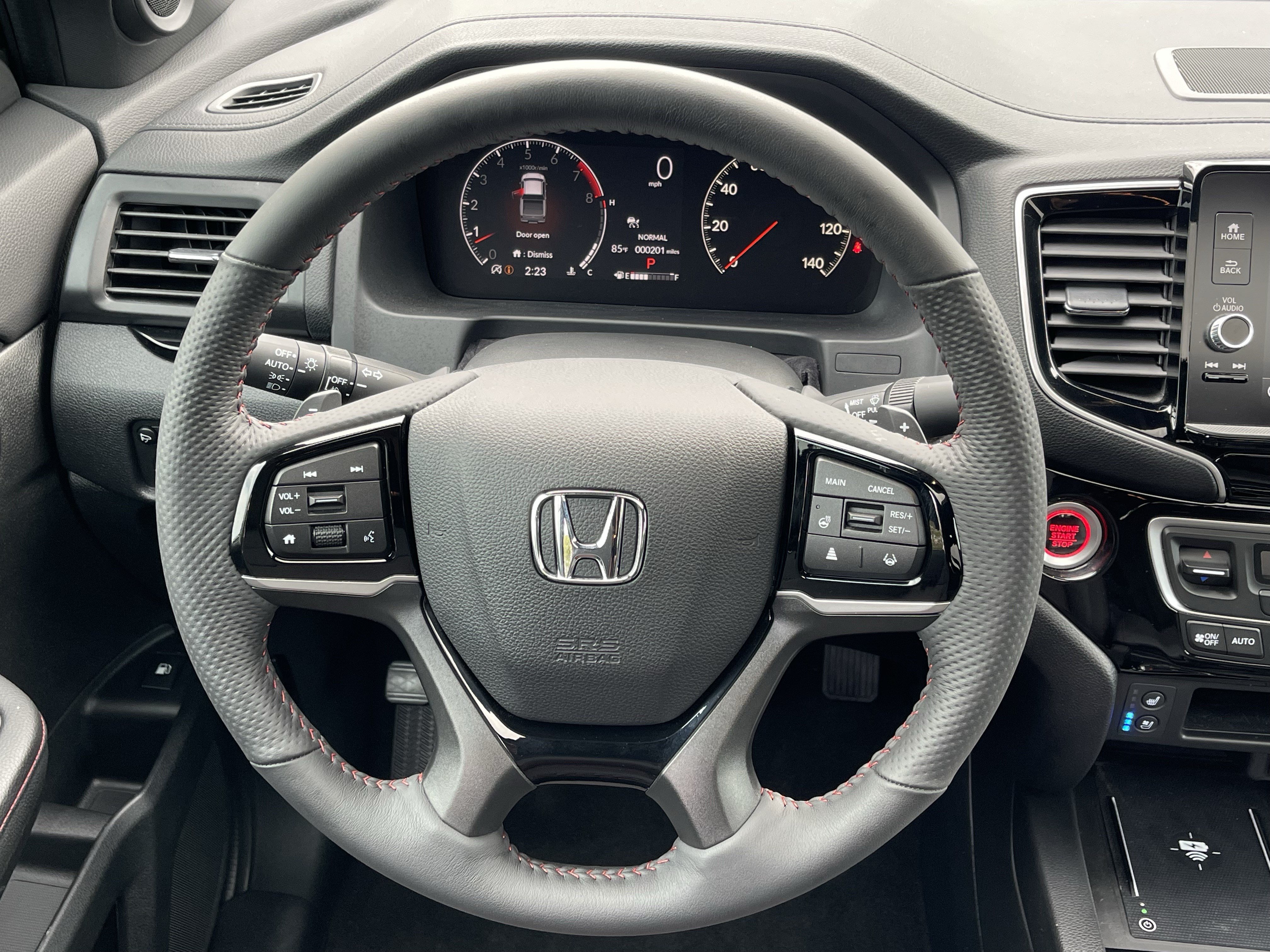 Used 2025 Honda Ridgeline Black Edition image 19