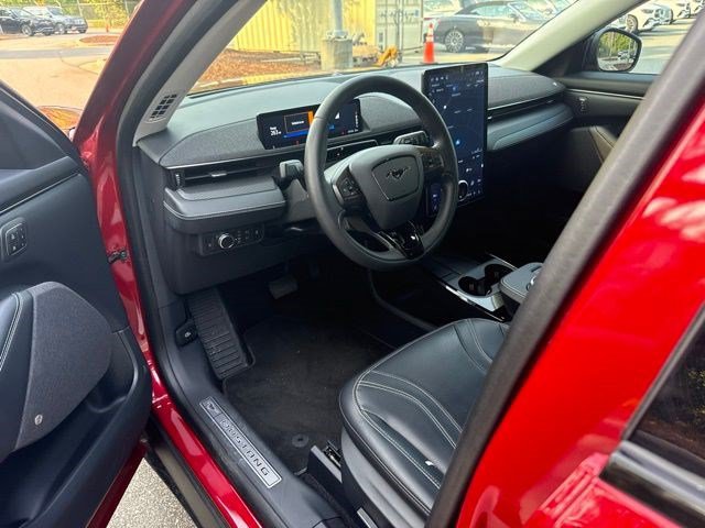 Used 2022 Ford Mustang Mach-E Premium RWD image 16