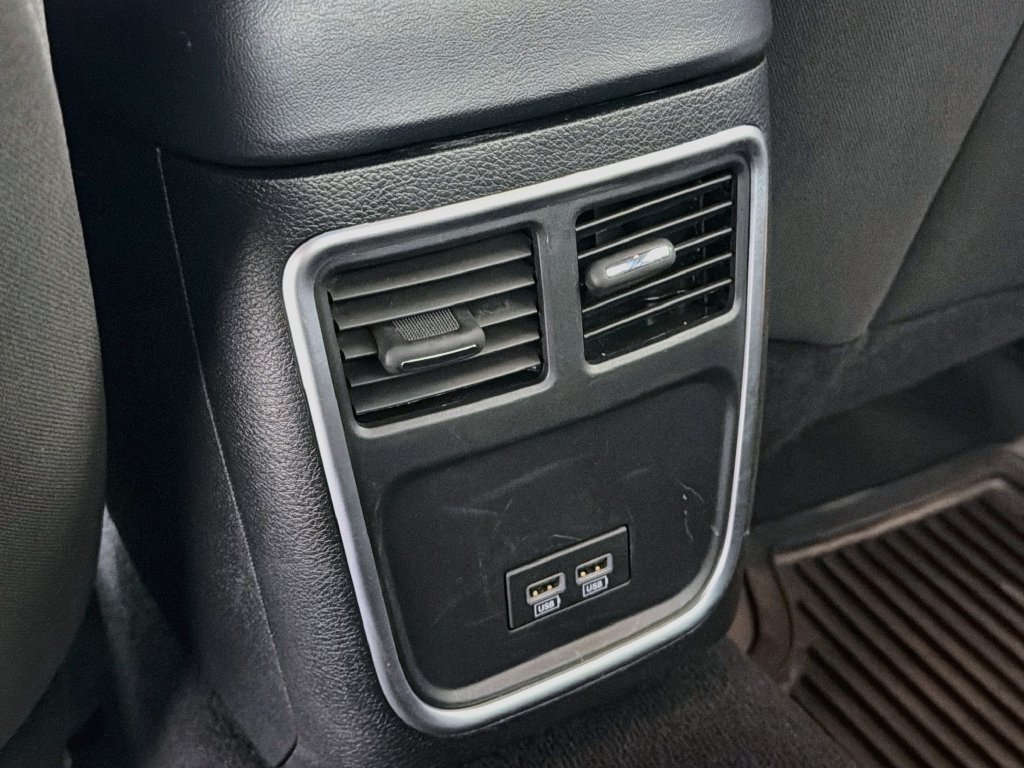 Used 2023 Dodge Charger SXT RWD image 26